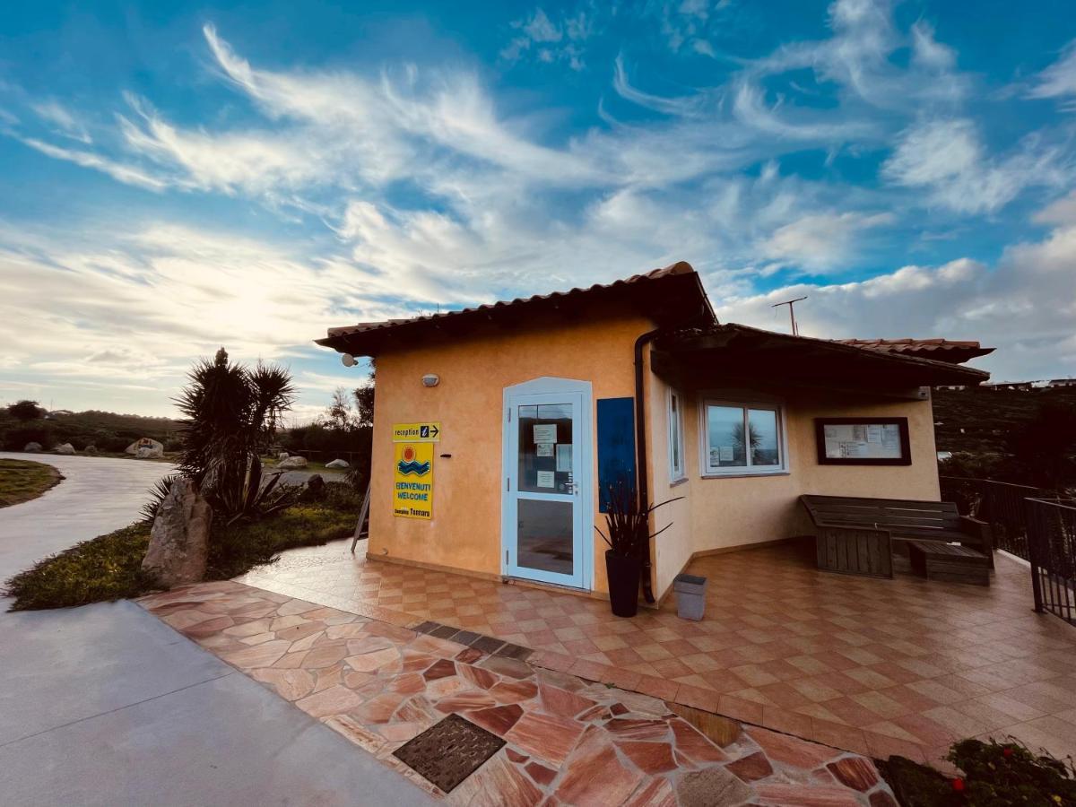Cala Sapone Camping Tonnara מראה חיצוני תמונה