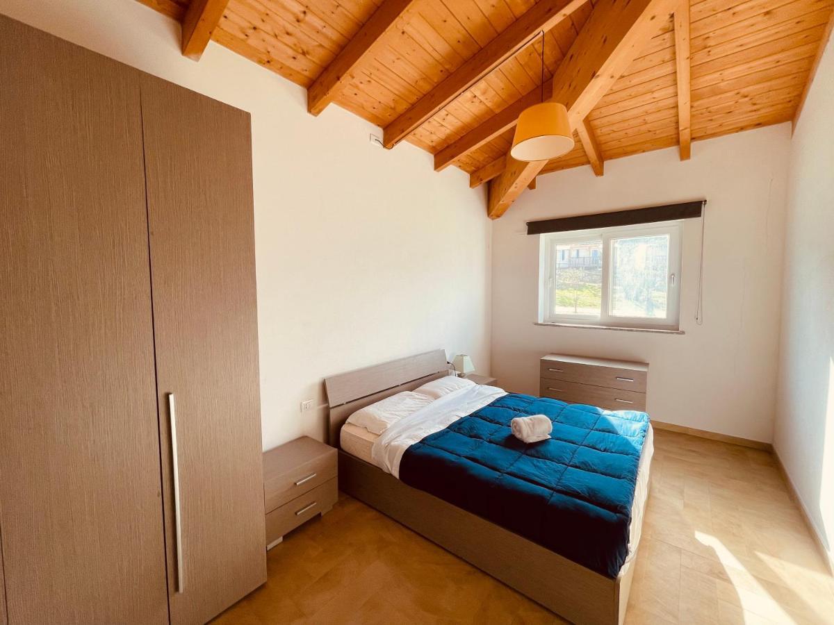 Cala Sapone Camping Tonnara מראה חיצוני תמונה
